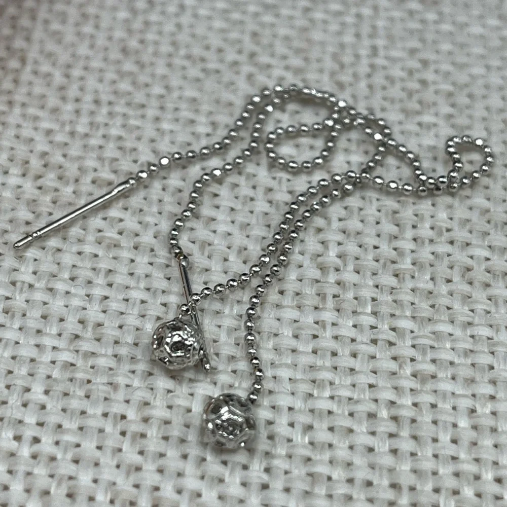 Vintage Platinum-Plated Threader Earrings Lightweight Dangle